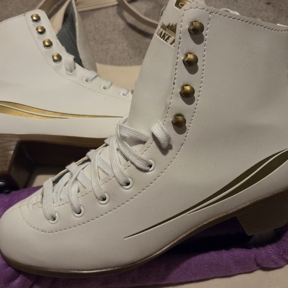 White and Gold Women's Skates - Picture 3 of 6